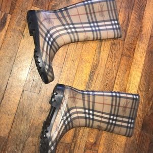 Burberry rain boots